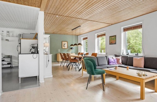 Østermarie House | 4 bedroom amazing home in østermarie