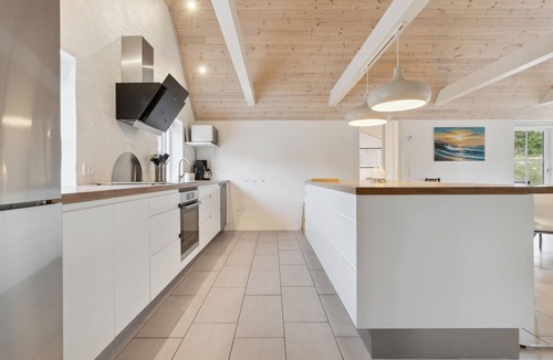 Houvig Strand House | 4 bedroom amazing home in Ringkøbing