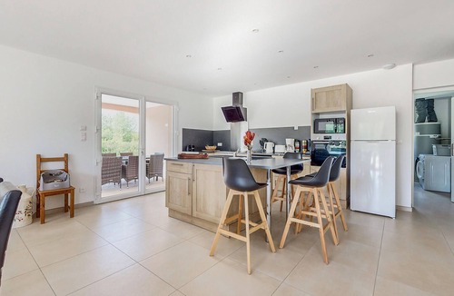 Bezinghem House | 4 bedroom amazing home in Bezinghem