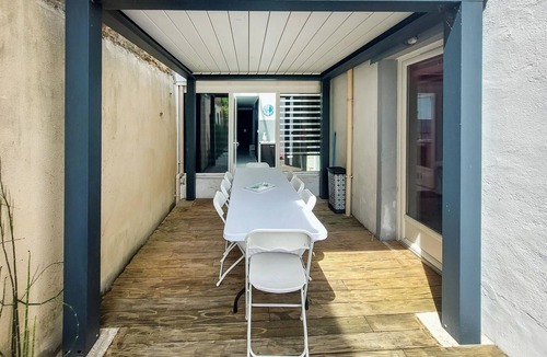 Paimboeuf House | 4 bedroom amazing home in Paimboeuf