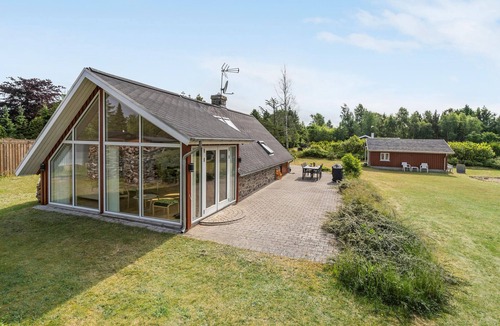 Glesborg House | 4 bedroom amazing home in Glesborg