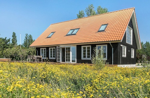 Maribo House | 4 bedroom amazing home in Askø
