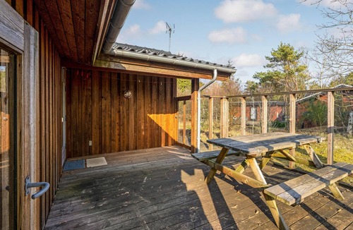 Hou House | 4 bedroom amazing home in Hals