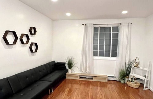 South Side Apartment | 4-bedroom apartment