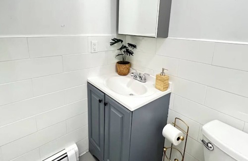 South Side Apartment | 4-bedroom apartment