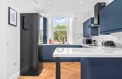 Galashiels Apartment | 4 Bedroom Apartment - Town Centre