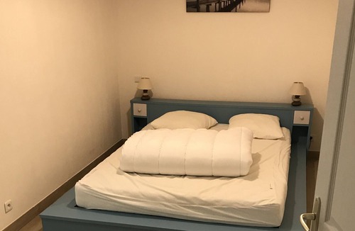 Egat Apartment | 4 Bedroom Apartment in a Quiet Area