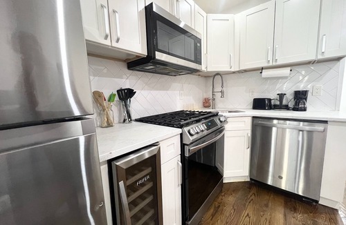 Bowery House | 4-bedroom apartment in the lower east side
