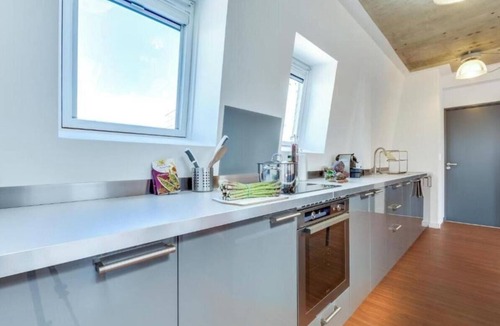 Quartier Saint-Georges Apartment | 4 BEDROOM APARTMENT LOCATED IN SAINT LAZARE