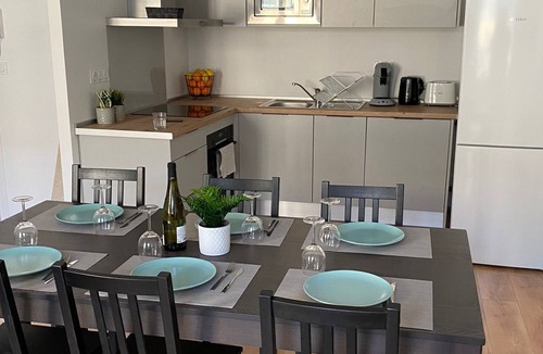 La Madeleine Apartment | 4 bedroom apartment, spacious and bright