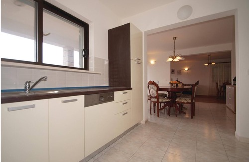 Zrnovo Apartment | 4 bedroom awesome apartment in Korcula