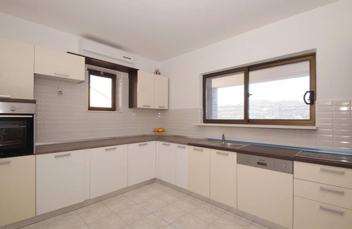 Zrnovo Apartment | 4 bedroom awesome apartment in Korcula