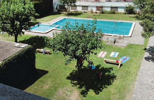 Pineda de Mar Apartment | 4 bedroom awesome apartment in Pineda de Mar