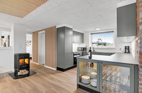 Klegod Strand House | 4 bedroom awesome home in Ringkøbing