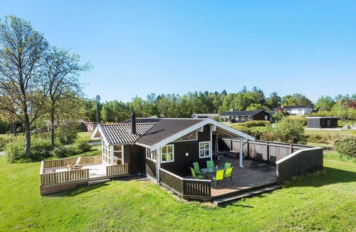 Ørsted House | 4 bedroom awesome home in ørsted