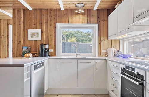Grenaa House | 4 bedroom awesome home in Grenaa