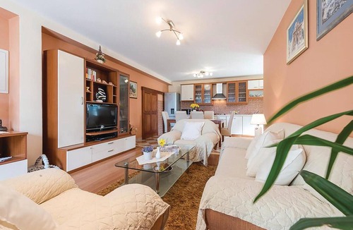 Banici House | 4 bedroom awesome home in Banici