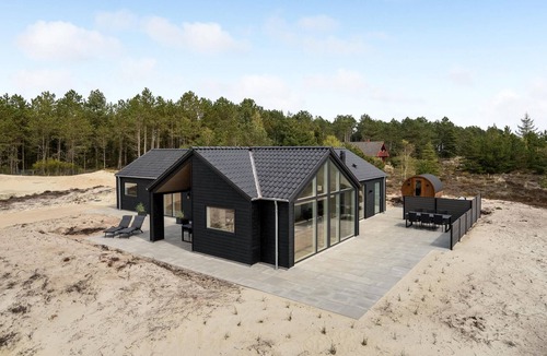 Rømø Kirkeby House | 4 bedroom awesome home in Rømø