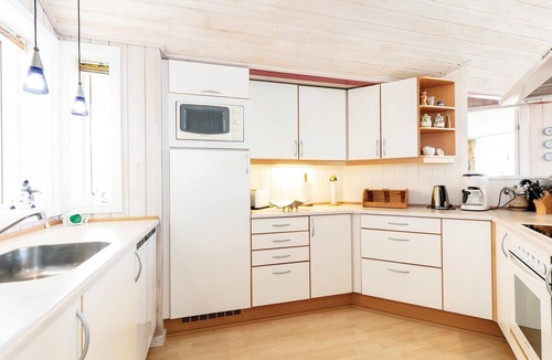 Ronne House | 4 bedroom awesome home in Rønne