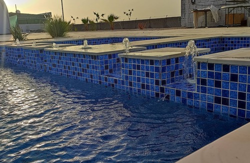 Ras Al Khaimah House | 4-bedroom barn in tranquil Ras Al Khaimah with Wi-fi