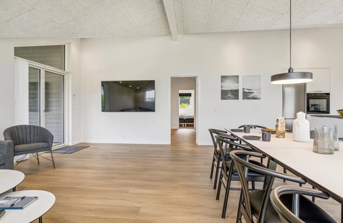 Nørre Hurup House | 4 bedroom beach front home in Hadsund