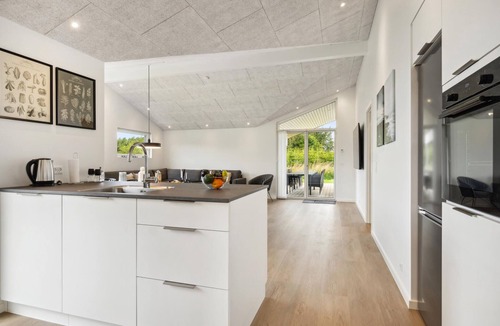Nørre Hurup House | 4 bedroom beach front home in Hadsund