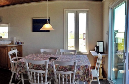 L'Ile-du-Havre-Aubert House | 4-bedroom Beach House in Havre Aubert with a spectacular view