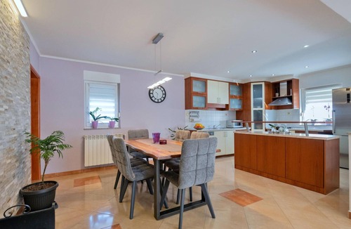 Lokvicici House | 4 bedroom beautiful home in Lokvicici