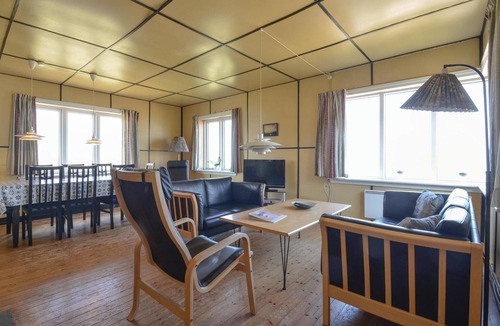Lild Strand House | 4 bedroom beautiful home in Frøstrup
