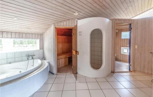 Hoeve Strand House | 4 Bedroom Beautiful Home In Asnæs