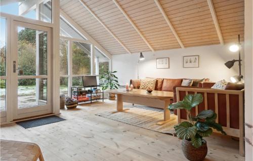 Melby House | 4 Bedroom Beautiful Home In Melby