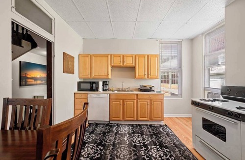 South Side Flats Apartment | 4 Bedroom Beauty Spacious Home in Southside