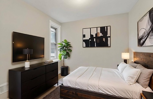 Brewerytown House | 4 bedroom Brewerytown Home