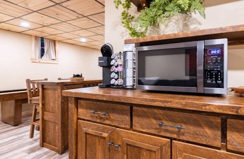 Town of Webb Cabin | 4-bedroom cabin just 10 minutes from Adirondack Park