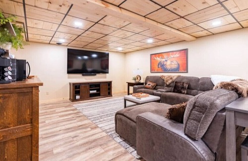 Town of Webb Cabin | 4-bedroom cabin just 10 minutes from Adirondack Park