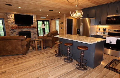 Imperial Cabin | 4 Bedroom Cabin Retreat