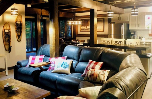 Central Vermont- Killington House | 4-Bedroom Chalet in Plymouth, Vt. Central to Killington, Woodstock, and Okemo!