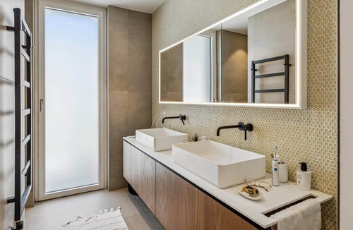 Chene-Bougeries Villa | 4 Bedroom Contemporary Luxury Villa in Geneva