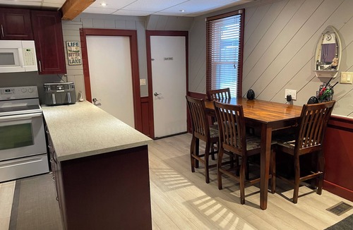 Providence Bay Cottage | 4 Bedroom Cottage On Manitoulin Island, Ontario