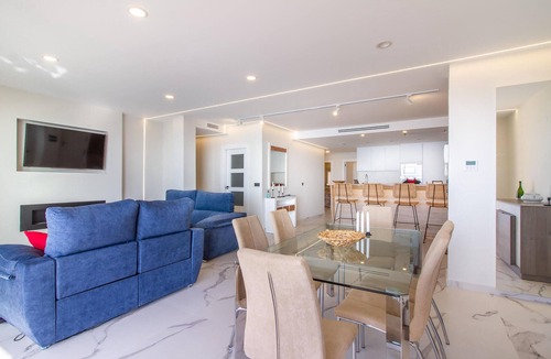 Santa Pola Apartment | 4 bedroom cozy apartment in Santa Pola
