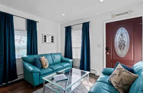 Keansburg House | 4-bedroom cozy beach house