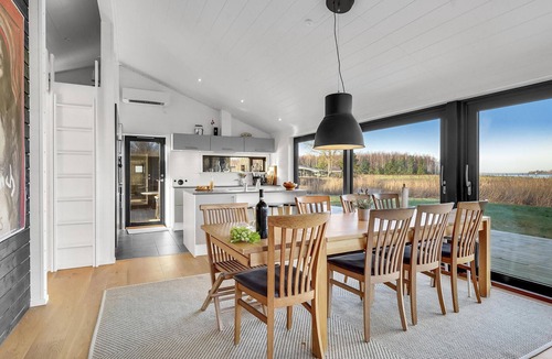 Boeslum House | 4 bedroom cozy home in Juelsminde