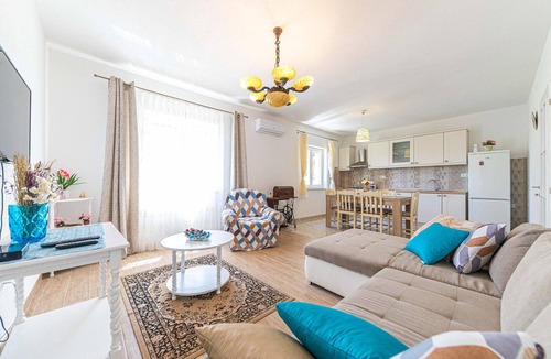 Kastel Novi House | 4 bedroom cozy home in Kastel Novi
