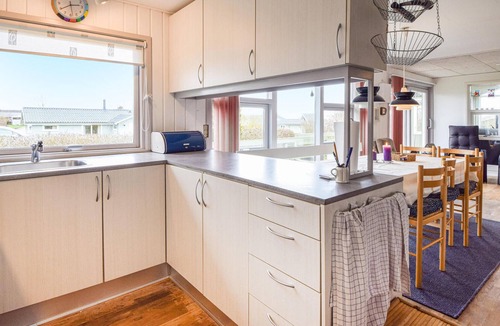 Skastrup Strand House | 4 bedroom cozy home in Bogense