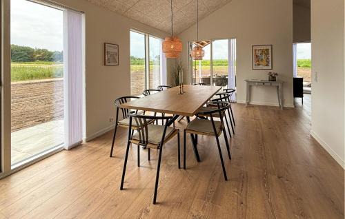 Skovbyballe House | 4 Bedroom Cozy Home In Haderslev