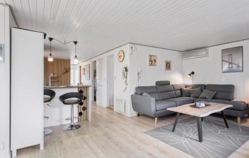 Vejlby Fed House | 4 Bedroom Cozy Home In Middelfart