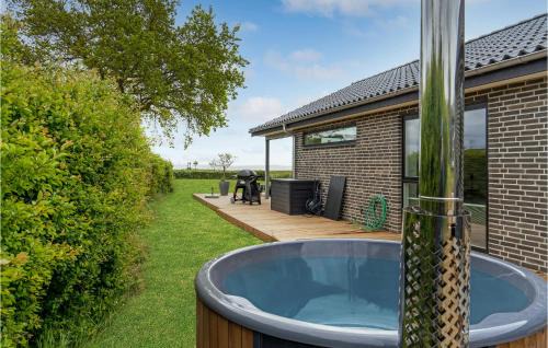 Spodsbjerg House | 4 Bedroom Cozy Home In Rudkøbing
