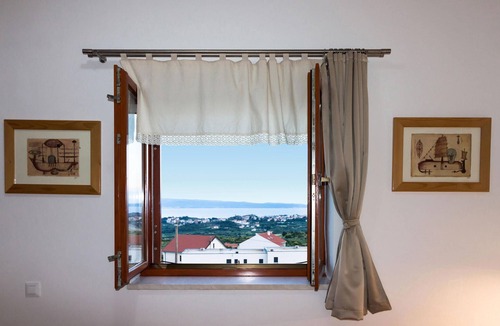 Mravince House | 4 bedroom cozy home in Mravinci
