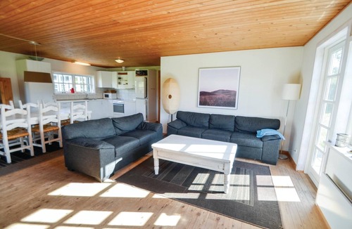 Knebel House | 4 bedroom cozy home in Knebel