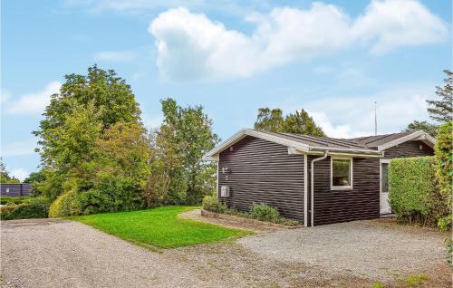 Saksild Strand House | 4 Bedroom Cozy Home In Odder